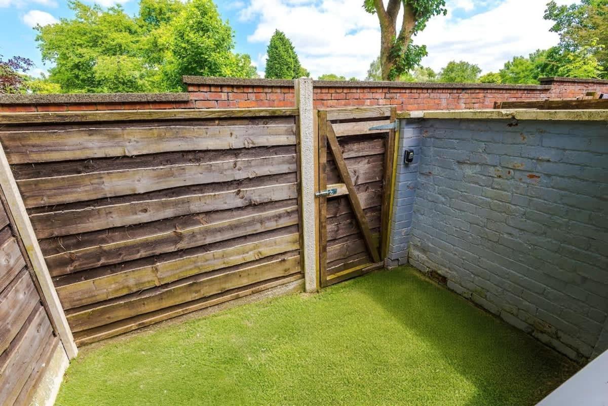 Manchester - Terraced Cottage Екстер'єр фото
